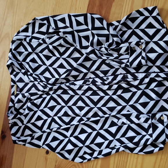 Bundle of tops - Picture 6 of 11